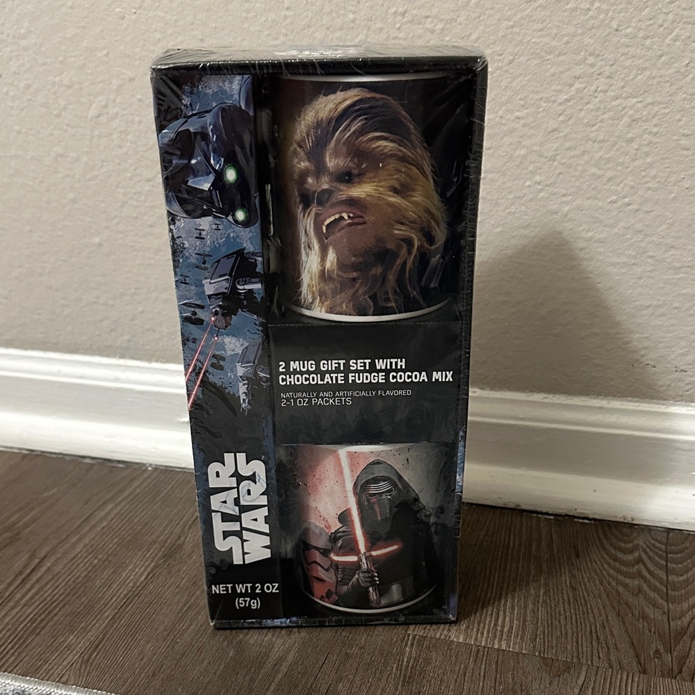 Disney Star Wars 2 Mug Set with Cocoa Mix - Chewbacca Storm Troopers Kylo Ren